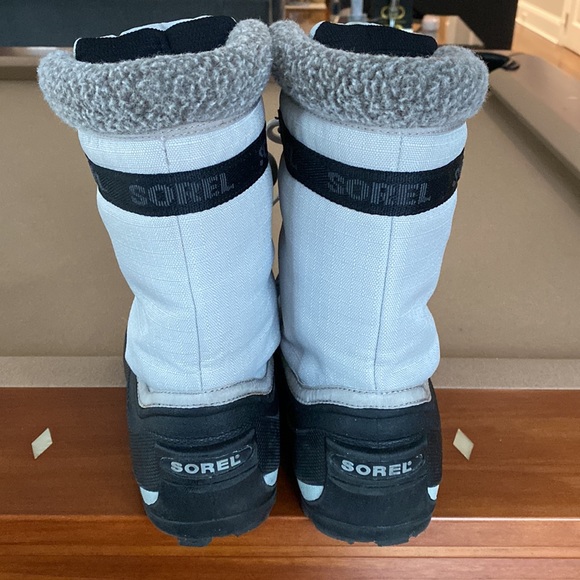 SOREL snow boot very warm - Picture 3 of 6